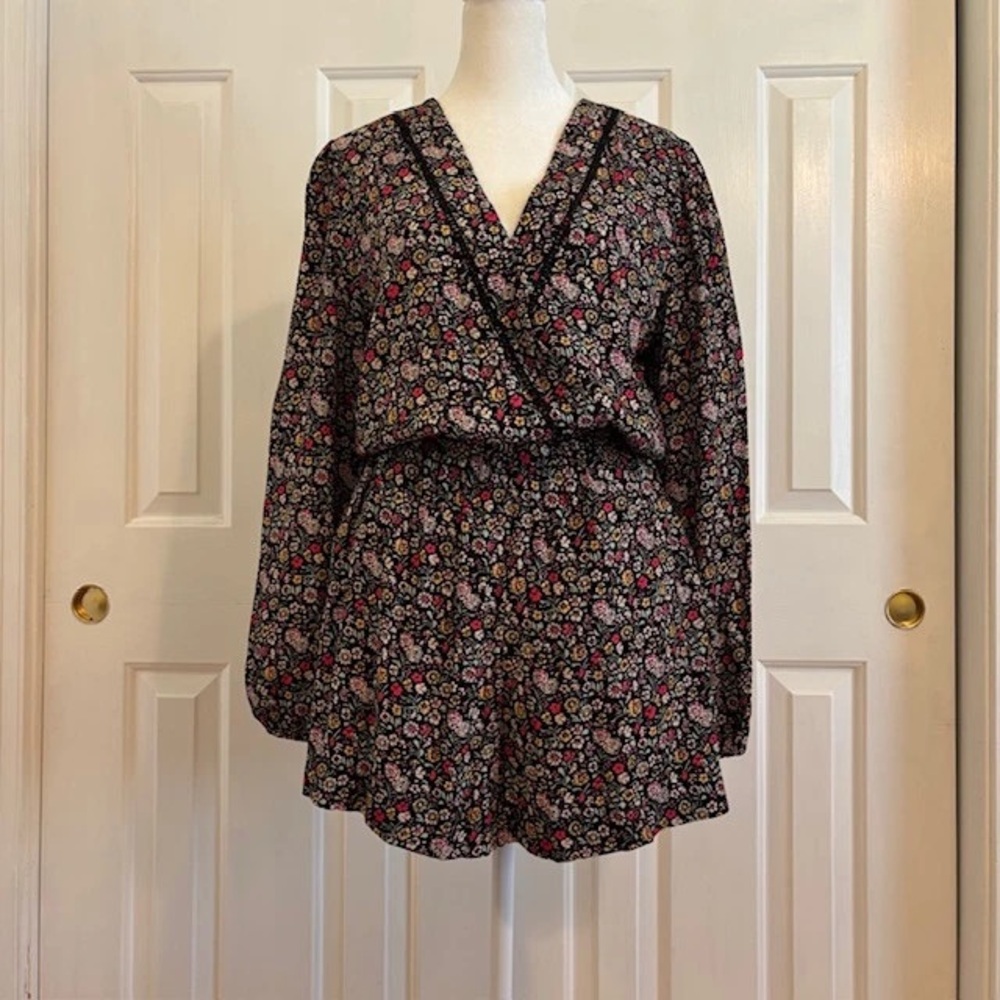 LOFT Floral Blouse - Black and Red